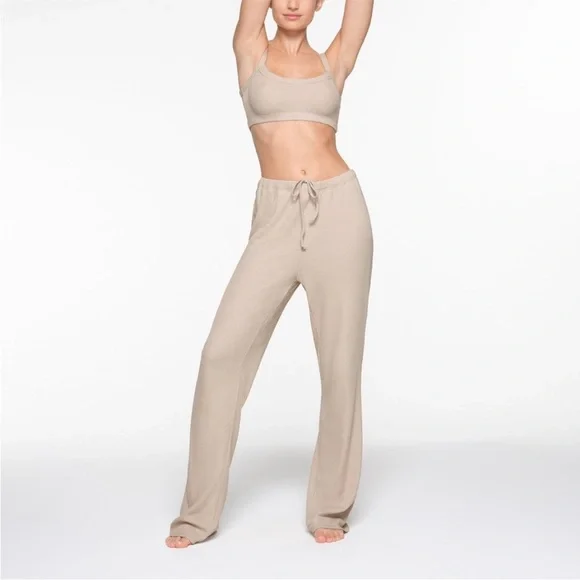 Skims Waffle Knit Wide Leg Lounge Pants size Medium - Picture 2 of 6